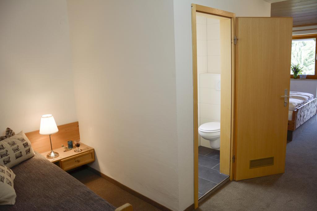 Appartement Dreimaederlhaus Am Berg à Pfronten Extérieur photo