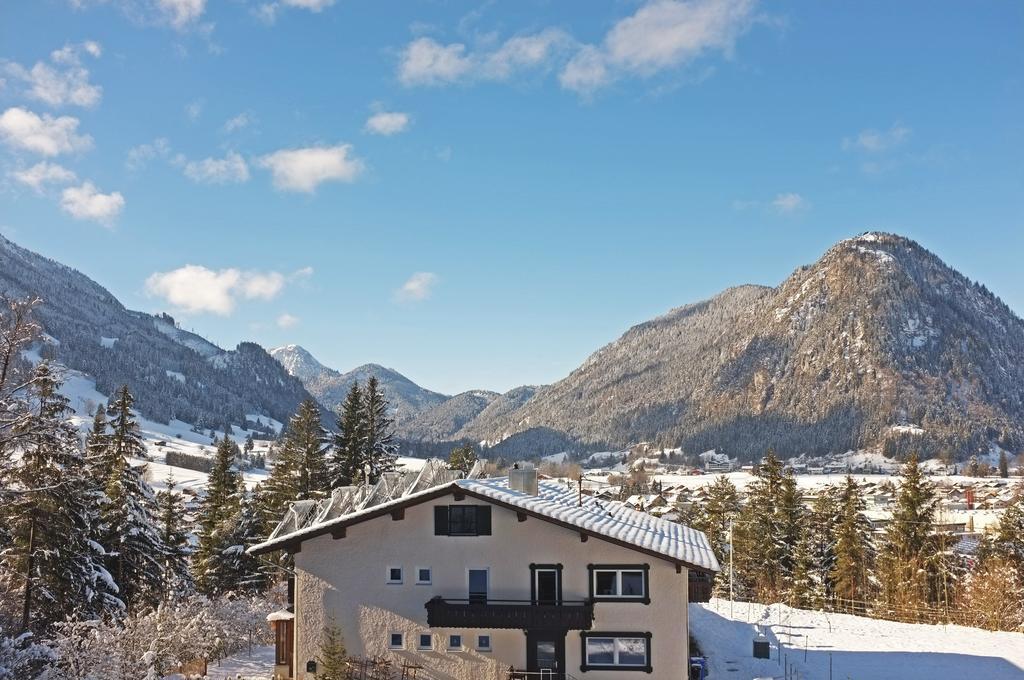 Appartement Dreimaederlhaus Am Berg à Pfronten Extérieur photo