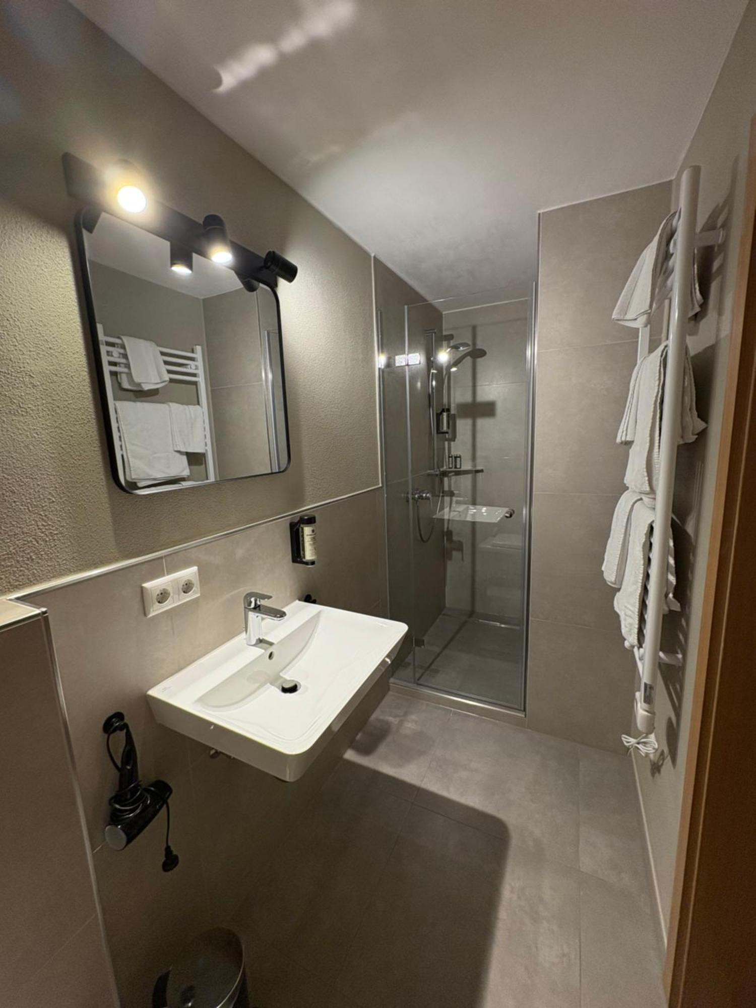 Appartement Dreimaederlhaus Am Berg à Pfronten Extérieur photo